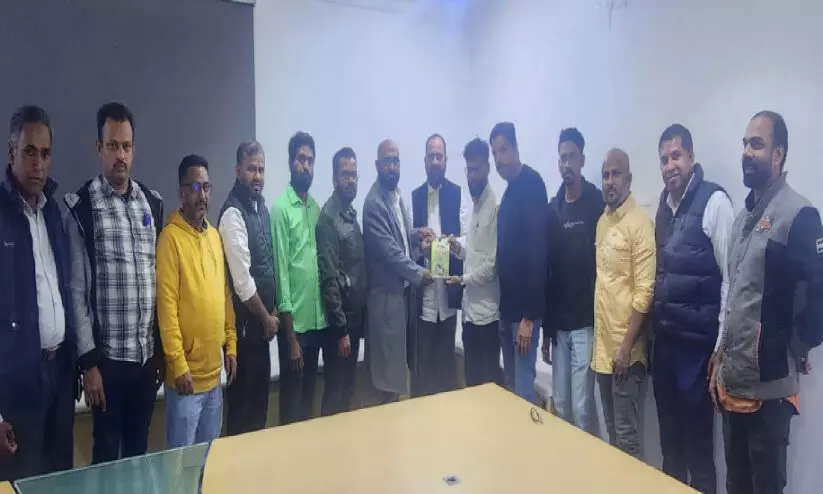 സ​മൂ​ഹ വി​വാ​ഹ ബ്രോ​ഷ​ർ പ്ര​കാ​ശ​നം