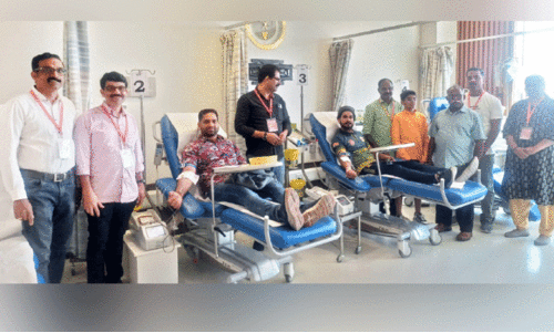 ബ​ഹ്‌​റൈ​ൻ പ്ര​തി​ഭ റി​ഫ മേ​ഖ​ല ര​ക്ത​ദാ​ന ക്യാ​മ്പ്