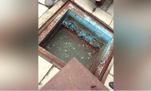 ഡയാലിസിസ് കേന്ദ്രത്തിലെ മലിനജലം; ദുരിതത്തിന് അറുതിയായില്ല