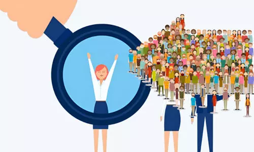 ഉദ്യോഗാർഥികളുടെ കൈപിടിച്ച് എംപ്ലോയബിലിറ്റി സെന്റർ ഉദ്യോഗാർഥികളുടെ കൈപിടിച്ച് എംപ്ലോയബിലിറ്റി സെന്റർ