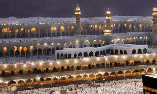 ഹ​ജ്ജ്, ഉം​റ തീ​ർ​ഥാ​ട​ക സേ​വ​നം​ ഇ​നി സ​മ്പൂ​ർ​ണ​മാ​യി ‘സ്​​മാ​ർ​ട്ട്​’