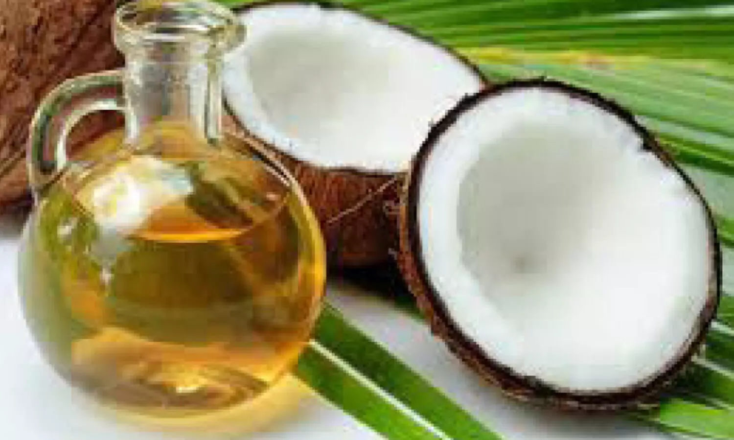 പാമോയിൽ വരവിന് തടയിട്ടു; ​വെളിച്ചെണ്ണക്ക് മുന്നേറ്റം