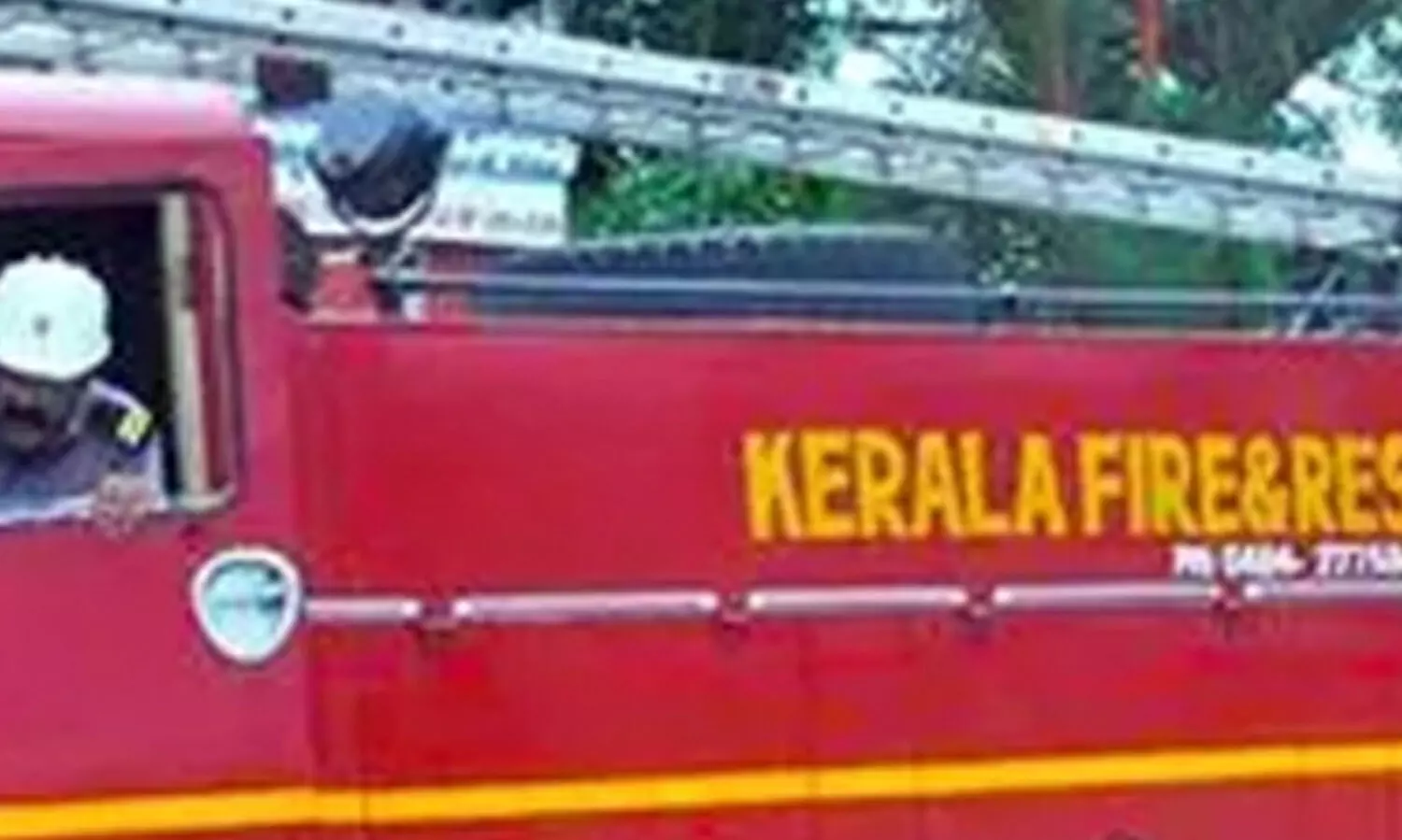 ഒറ്റക്ക് താമസിക്കുന്ന വയോധിക കുളിമുറിയിൽ വീണു: അമേരിക്കയിൽനിന്ന്​ സഹായമഭ്യർഥിച്ച് മകൻ; രക്ഷിച്ച്​ അഗ്നിരക്ഷാസേന