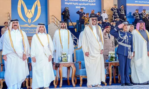 ഖത്തർ പൊലീസ് കോളജ് ബിരുദദാന ചടങ്ങിൽ അമീർ പങ്കെടുത്തു