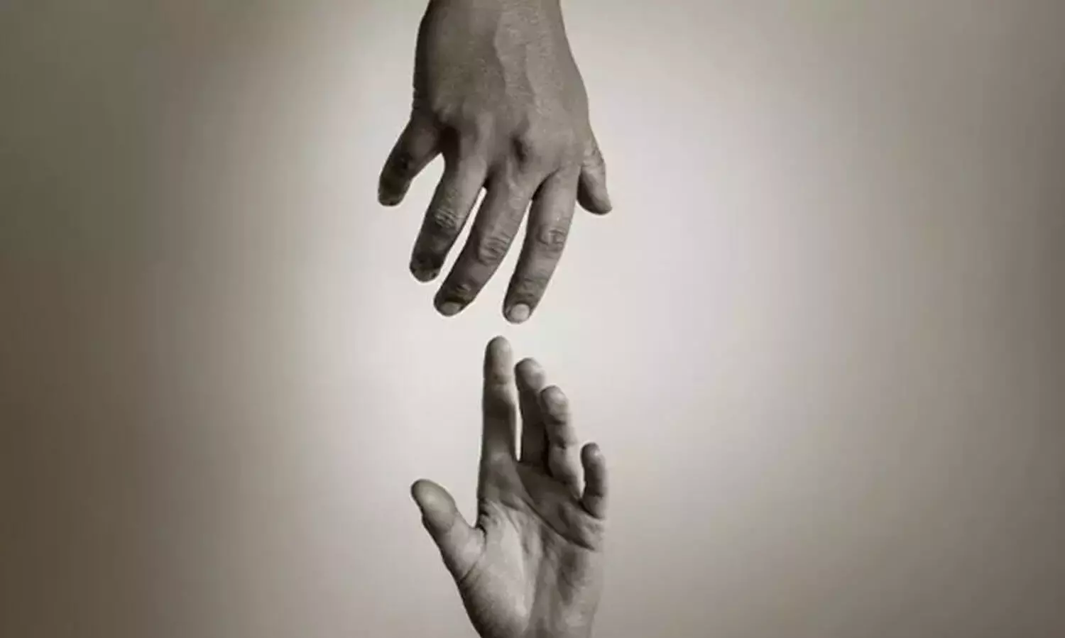 ആത്മഹത്യാ നിരക്കിൽ കേരളം മുന്നിൽ