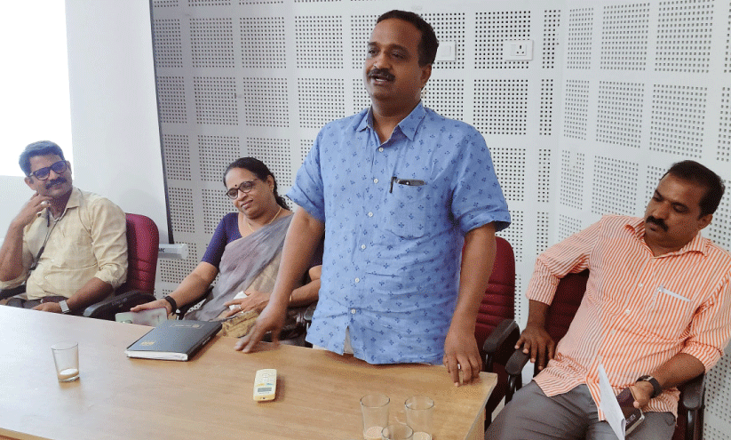 മാലിന്യമുക്തം നവകേരളം’ ജില്ല നൂറുശതമാനം ഹരിത   അയൽക്കൂട്ടായ്മയിലേക്ക്