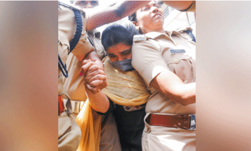 ഷാ​രോ​ൺ വധം; ഗ്രീ​ഷ്മ ന​ട​ത്തി​യ​ത് ത്രി​ല്ല​ര്‍ സി​നി​മ​യെ​വെ​ല്ലും ഗൂ​ഢാ​ലോ​ച​ന