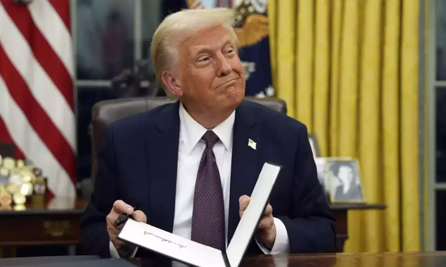 തുല്യ തൊഴിലവസരം ഉറപ്പാക്കുന്ന പദ്ധതി നിർത്തലാക്കി ട്രംപ്; മുഴുവൻ ജീവനക്കാരെ പിരിച്ചുവിടാൻ നിർദേശം