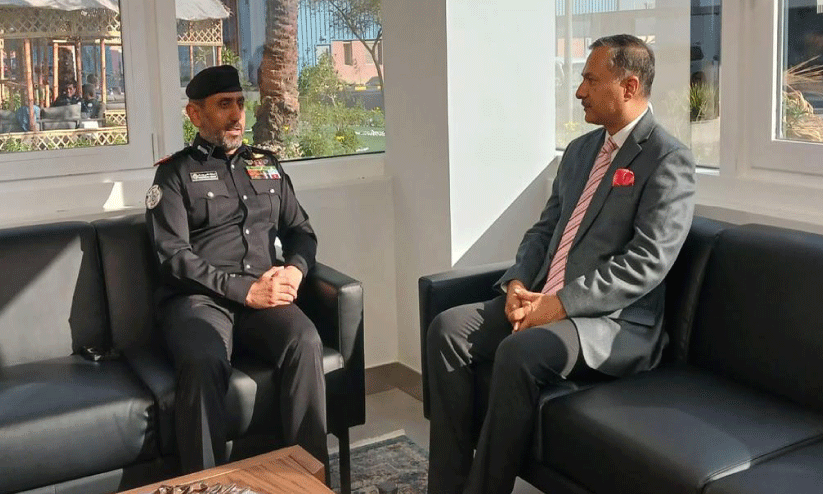 അം​ബാ​സ​ഡ​ർ തീ​ര​സം​ര​ക്ഷ​ണ മേ​ധാ​വി​യു​മാ​യി ച​ർ​ച്ച ന​ട​ത്തി