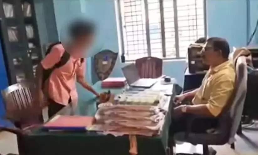 വിദ്യാർഥിയുടെ വിഡിയോ പകർത്തി പ്രചരിപ്പിച്ച സംഭവം: ഉടൻ റിപ്പോർട്ട് നൽകാൻ മന്ത്രിയുടെ നിർദേശം