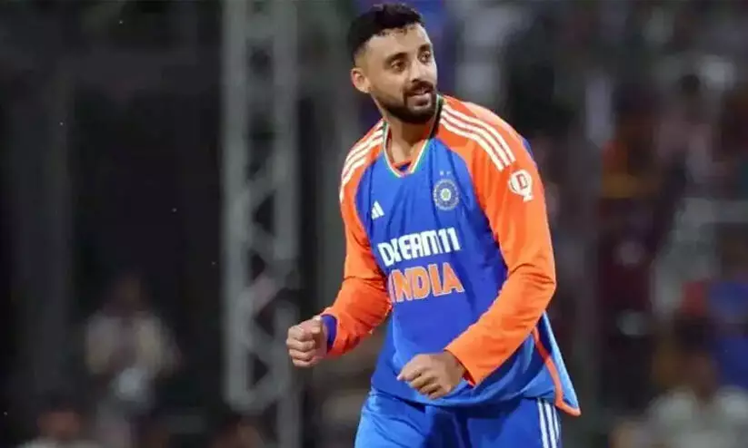 എറിഞ്ഞിട്ട് ചക്രവർത്തിയും കൂട്ടരും! ഒറ്റക്ക് പൊരുതി ബട്ലർ; ഇന്ത്യക്ക് ജയിക്കാൻ 133..