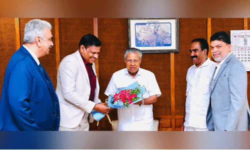 എ​യ​ർ കേ​ര​ള​ക്ക് പി​ന്തു​ണ​യു​മാ​യി കേ​ര​ളം