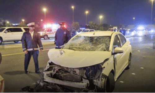 കാൽനട യാത്രക്കാർക്കിടയിലേക്ക് കാർ ഇടിച്ചുകയറി രണ്ടു മരണം; മൂന്നുപേർക്ക് പരിക്ക് കാൽനട യാത്രക്കാർക്കിടയിലേക്ക് കാർ ഇടിച്ചുകയറി രണ്ടു മരണം; മൂന്നുപേർക്ക് പരിക്ക്