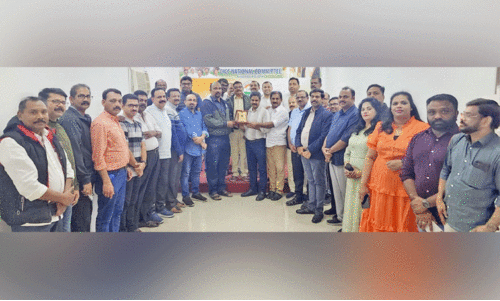 ബി​നീ​ഷ് തോ​മ​സ് പ്ര​വാ​സ​ലോ​ക​ത്തെ ശ്ര​ദ്ധേ​യ​നാ​യ മാ​ധ്യ​മ പ്ര​വ​ർ​ത്ത​ക​ൻ -ഒ.​ഐ.​സി.​സി