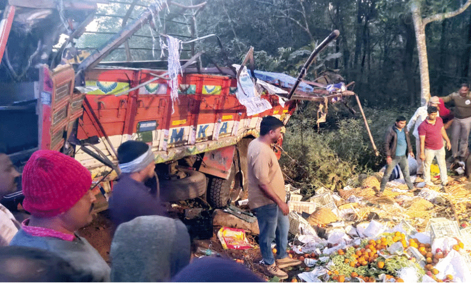 കർണാടകയിൽ വ്യത്യസ്ത വാഹനാപകടങ്ങളിൽ മരിച്ചത് 14 പേർ