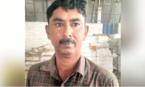 പെരുമ്പാവൂരില്‍ വന്‍ ലഹരിവേട്ട; പിടികൂടിയത് അഞ്ഞൂറിലേറെ ചാക്ക് നിരോധിത പുകയില ഉൽപന്നങ്ങള്‍