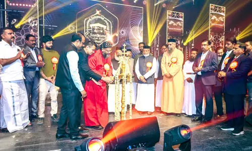 സെ​ന്റ് തോ​മ​സ് ഇ​ന്ത്യ​ൻ ഓ​ർ​ത്ത​ഡോ​ക്സ്‌ പ​ഴ​യ​പ​ള്ളി സാ​ന്തോം ഫെ​സ്റ്റ്