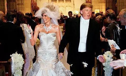 മെലാനിയക്ക് ഇരുപതാം വിവാഹ വാർഷികാശംസകൾ; വിവാഹ ചിത്രങ്ങൾ പങ്കുവെച്ച് ട്രംപ്