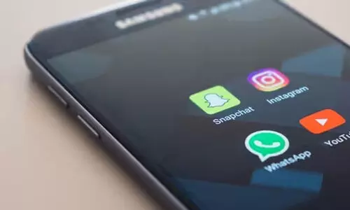 മെറ്റക്ക് ആശ്വാസം; വാട്സാപ്പ് വിവരങ്ങൾ പങ്കുവെക്കാം