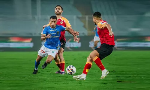 ഈസ്റ്റ് ബംഗാളിനായി വലകുലുക്കി മലയാളി താരം; ബ്ലാസ്റ്റേഴ്സിന് ഒമ്പതാം തോൽവി (2-1)