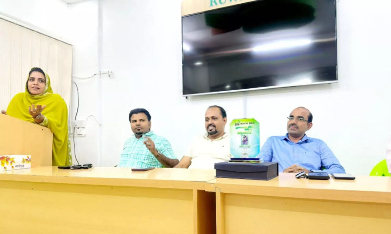 വൈസ് പ്രസിഡന്റിന് ​സ്വീക​ര​ണം ന​ൽ​കി