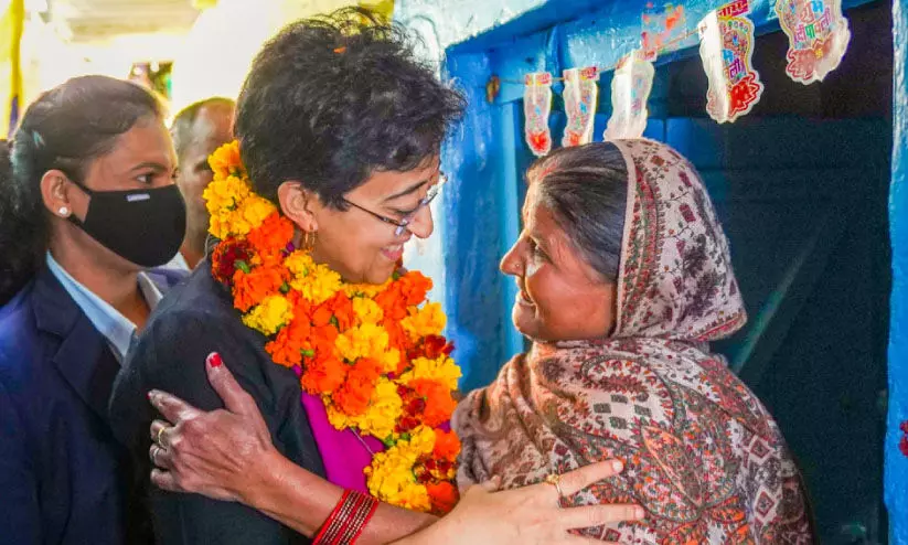 ഡൽഹിയിൽ വാക്കിലാണ്​ പോര്