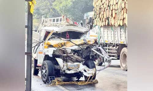 തൃക്കളത്തൂരിൽ അപകടങ്ങൾ തുടർക്കഥ തൃക്കളത്തൂരിൽ അപകടങ്ങൾ തുടർക്കഥ