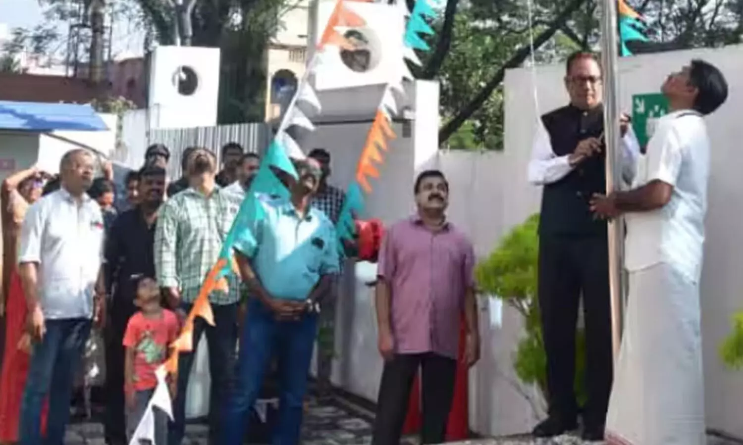 തദേശ തെരഞ്ഞെടുപ്പിൽ 100 ശതമാനം വോട്ടർപങ്കാളിത്തം ഉറപ്പാക്കാനായി പരിശ്രമിക്കാം- സംസ്ഥാന തെരഞ്ഞെടുപ്പ് കമീഷണർ