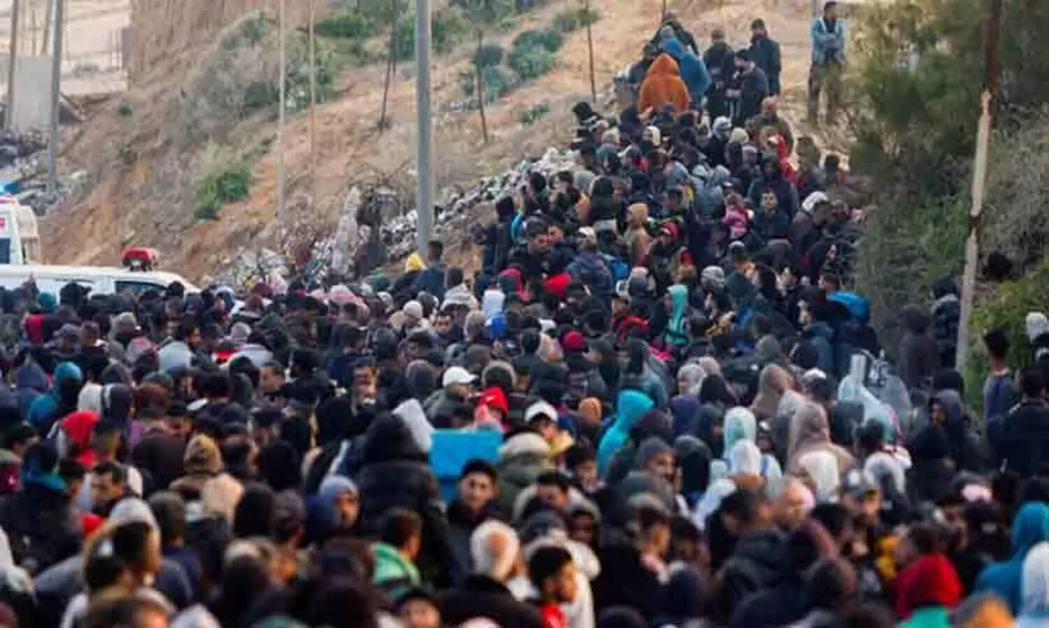 Israeli fire kills 1