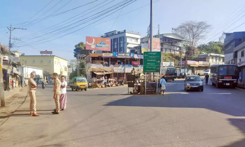 കടുവ ആക്രമണം; ഹർത്താൽ പൂർണം
