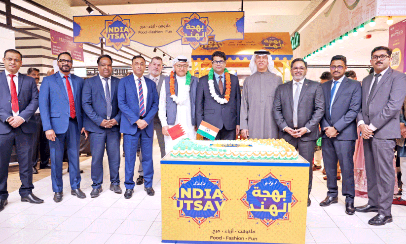 റി​പ്പ​ബ്ലി​ക് ദി​നാ​ഘോ​ഷ​ത്തി​ന്റെ ഭാ​ഗ​മാ​യി ലു​ലു​വി​ൽ ‘ഇ​ന്ത്യ ഉ​ത്സ​വ്’