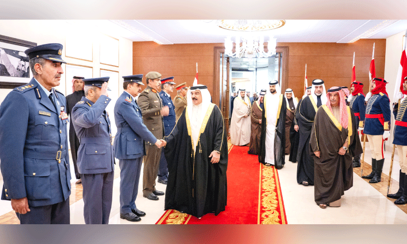 ഫ്രാ​ൻ​സ് സ​ന്ദ​ർ​ശ​ന​ത്തി​നു​ശേ​ഷം തി​രി​ച്ചെത്തി ഹ​മ​ദ്​ രാ​ജാ​വ്​