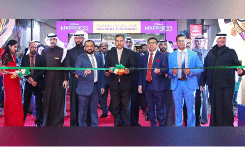 ലു​ലു ഹൈ​പ്പ​ർ മാ​ർ​ക്ക​റ്റി​ൽ ‘ഇ​ന്ത്യ ഉ​ത്സ​വ് 2025’ ആ​രം​ഭി​ച്ചു