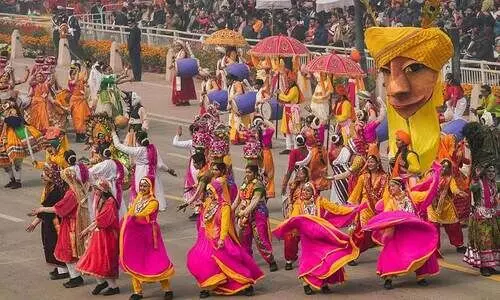 5000 ഗോത്ര കലാകാരന്മാർ, 45 നൃത്തരൂപങ്ങൾ; സാംസ്കാരിക പരിപാടികൾ കൊണ്ട് നിറഞ്ഞ് കർത്തവ്യ പഥ്