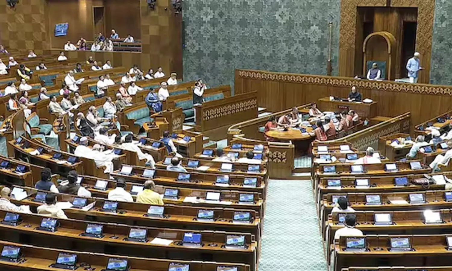 പ്രതിപക്ഷ നിര്‍ദേശങ്ങൾ തള്ളി വഖഫ് ബില്ലിന് സംയുക്ത പാര്‍ലമെന്ററി സമിതിയുടെ അംഗീകാരം