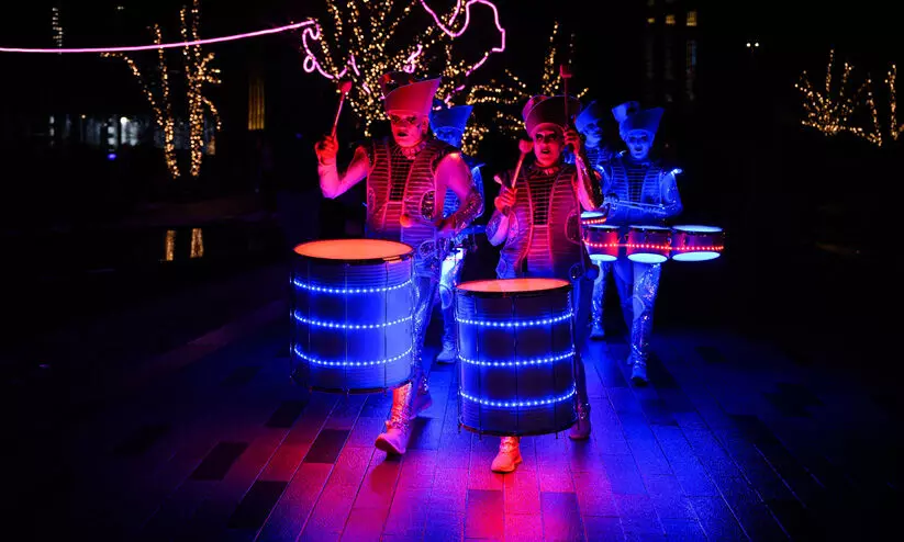 സ്വാഭാവിക സംഗീതത്തെ എ.ഐ വിഴുങ്ങുമോ? ദിനംപ്രതി വരുന്നത്10,000ത്തോളം എ.ഐ ജനറേറ്റഡ് ട്രാക്കുകൾ സ്വാഭാവിക സംഗീതത്തെ എ.ഐ വിഴുങ്ങുമോ? ദിനംപ്രതി വരുന്നത്10,000ത്തോളം എ.ഐ ജനറേറ്റഡ് ട്രാക്കുകൾ