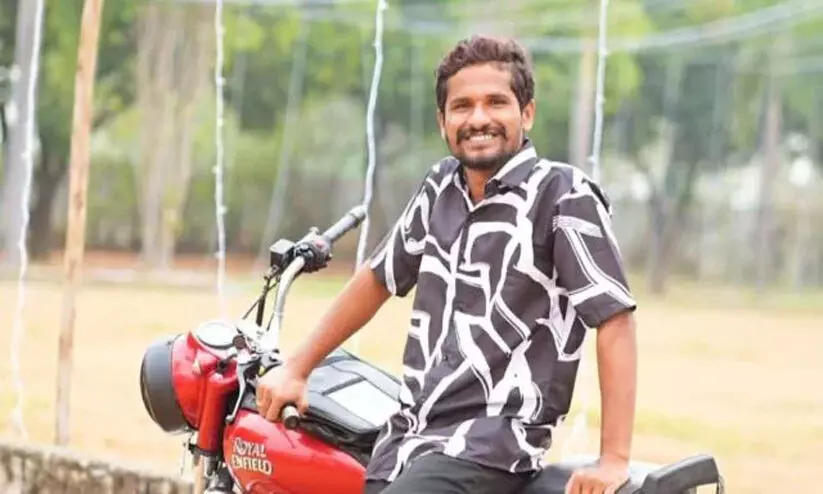 തെലങ്കാനയിൽ ദളിത് യുവാവിനെ മരിച്ച നിലയിൽ കണ്ടെത്തി; ദുരഭിമാനക്കൊലയെന്ന് പിതാവ്