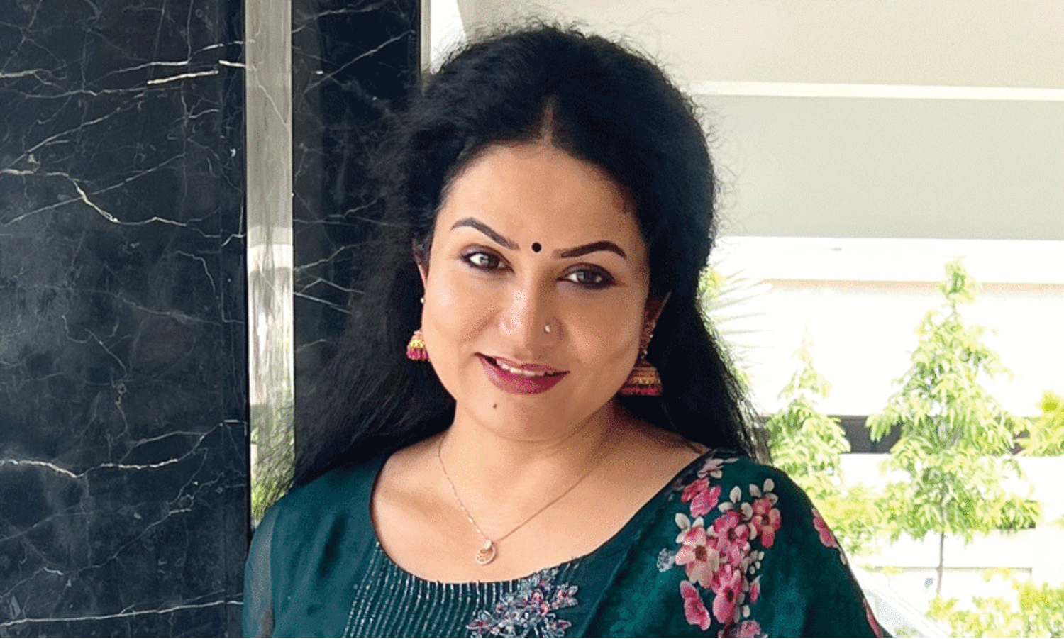 എന്‍റേത് പള്ളിയുമായി ചേർന്നുനിൽക്കുന്ന കുടുംബം -ഷീലു എബ്രഹാം