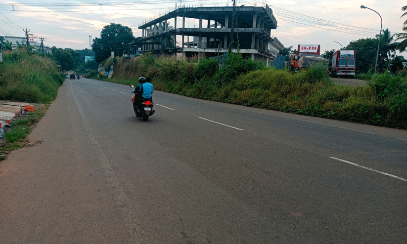 പൊതുമരാമത്ത് വകുപ്പിനായി 3600 കോടി പൊതുമരാമത്ത് വകുപ്പിനായി 3600 കോടി