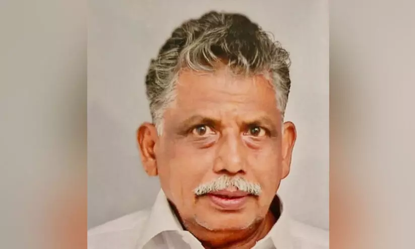 കണ്ണൂരിൽ തേനീച്ചയുടെ കുത്തേറ്റ് ഗൃഹനാഥൻ മരിച്ചു