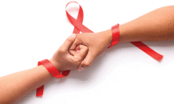 മൂന്ന് വർഷത്തിനുള്ളിൽ ജില്ലാ ആശുപത്രികളിൽ കാൻസർ സെന്റർ