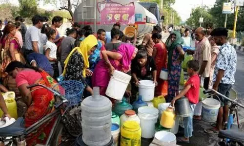 ഡൽഹി: കുടിവെള്ളത്തിലും പോര്