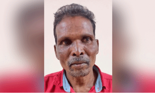 ക​ർ​ണാ​ട​ക നി​ർ​മി​ത മ​ദ്യ​വു​മാ​യി അ​റ​സ്റ്റി​ൽ