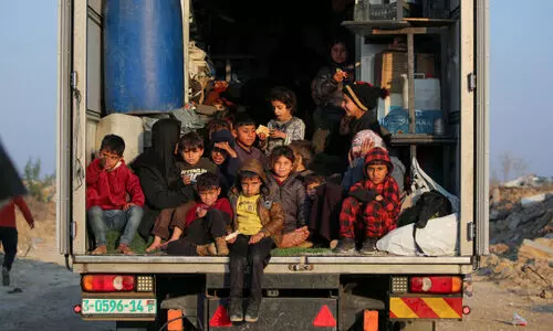 വെസ്റ്റ്ബാങ്കിൽ രണ്ട് ഫലസ്തീനികളെ ഇസ്രായേൽ കൊലപ്പെടുത്തി; തടവുകാരുടെ മോചനം ആഘോഷിച്ച 12 പേരെ അറസ്റ്റ് ചെയ്തു