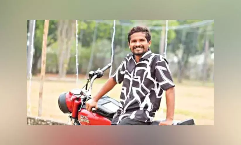 ദലിത് യുവാവിനെ കൊലപ്പെടുത്തി മുത്തശ്ശിക്ക് സമർപ്പിച്ചു; അച്ഛനും സഹോദരന്മാരും ഉൾപ്പെടെ ആറു പേർ അറസ്റ്റിൽ ദലിത് യുവാവിനെ കൊലപ്പെടുത്തി മുത്തശ്ശിക്ക് സമർപ്പിച്ചു; അച്ഛനും സഹോദരന്മാരും ഉൾപ്പെടെ ആറു പേർ അറസ്റ്റിൽ