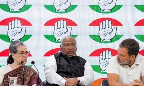 കോൺഗ്രസ്: നേതൃമാറ്റ സൂചന നൽകി ഹൈകമാൻഡ്