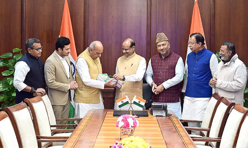 ബജറ്റ് സമ്മേളനത്തിന് ഇന്ന് തുടക്കം; വഖഫ് ബിൽ അജണ്ടയിൽ