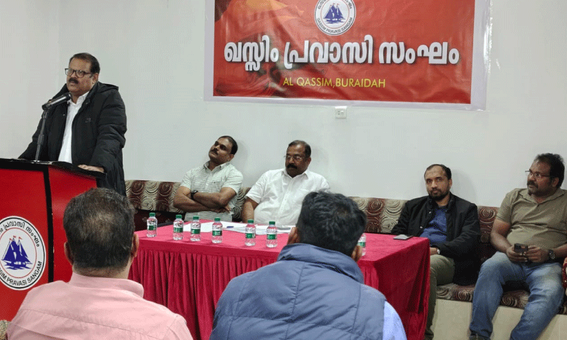 ഇ​ഫ്താ​ർ സം​ഗ​മ​വും ഈ​ദ് മെ​ഗാ ഷോ​യും: സം​ഘാ​ട​ക സ​മി​തി രൂ​പ​വ​ത്​​ക​രി​ച്ചു