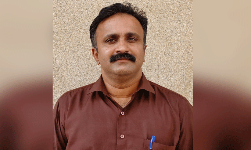 പ്രഥമ ഡി. വിനയചന്ദ്രൻ കവിതാപുരസ്കാരം ടോണി എം. ആന്റണിക്ക് പ്രഥമ ഡി. വിനയചന്ദ്രൻ കവിതാപുരസ്കാരം ടോണി എം. ആന്റണിക്ക്