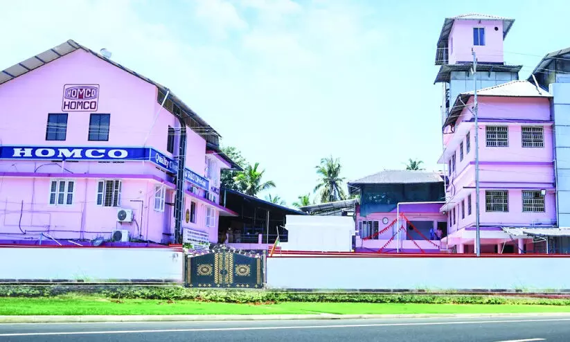 20,000 ലിറ്റർ സ്പിരിറ്റിന്റെ പെർമിറ്റ് ദുരൂഹ സാഹചര്യത്തിൽ നഷ്ടമായി 20,000 ലിറ്റർ സ്പിരിറ്റിന്റെ പെർമിറ്റ് ദുരൂഹ സാഹചര്യത്തിൽ നഷ്ടമായി